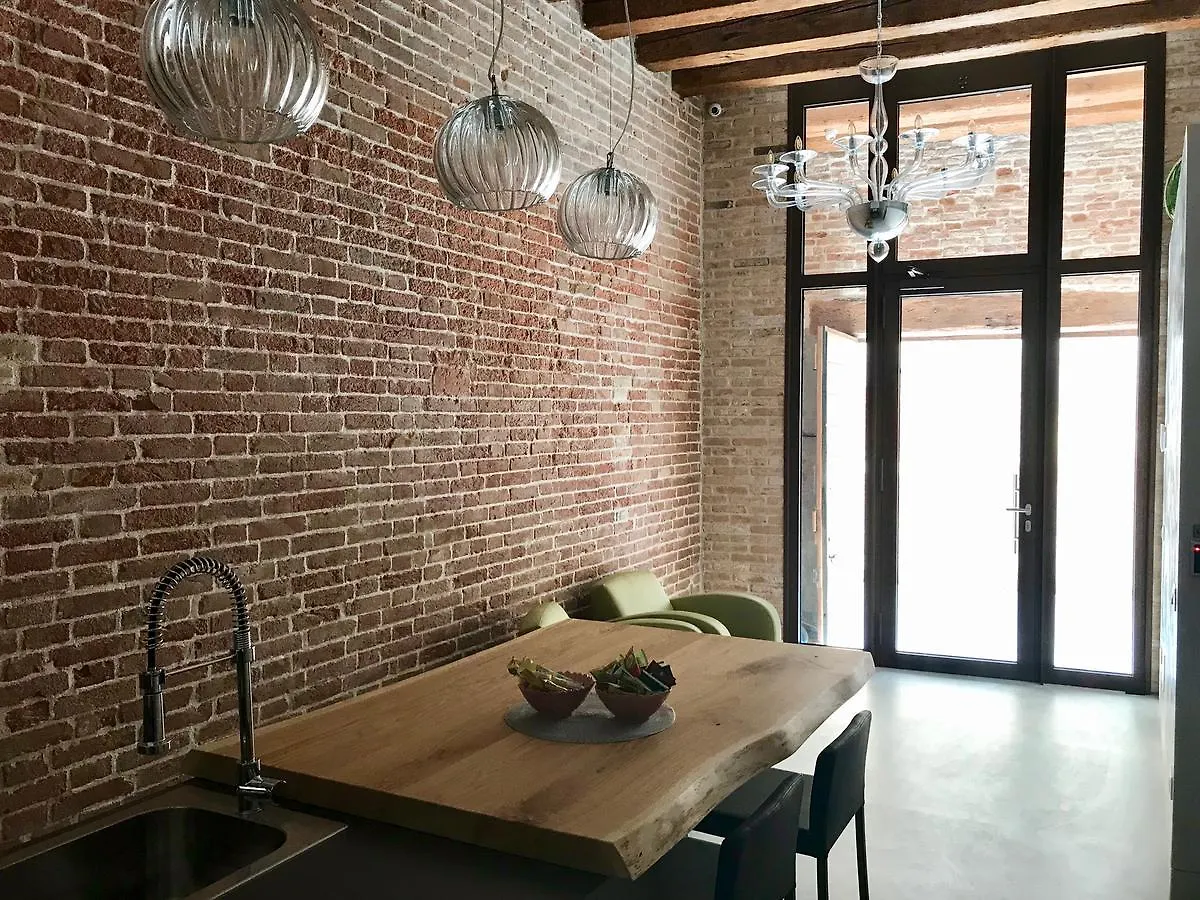 Al Pozzo Di Luce Venezia Suites 0*, Venice